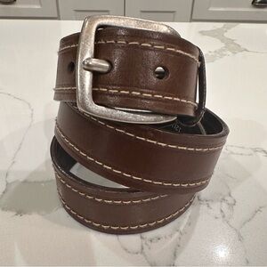 Levi’s Brown Leather Silver Belt Casual Unisex 32-34 Boho Western Cowboy Rodeo